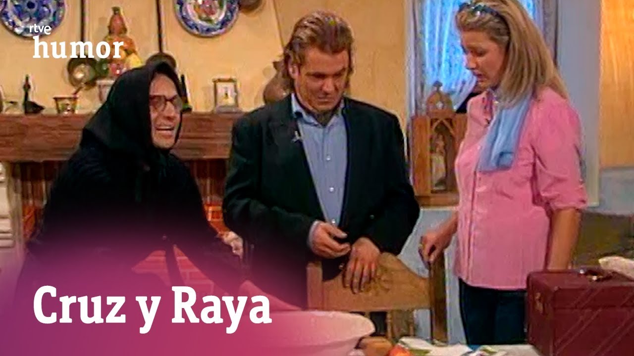 Blasa recibe invitados en casa - Cruz y Raya | RTVE Humor