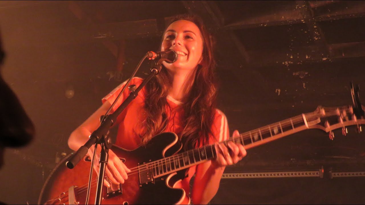 Amy Shark - Golden Fleece live in Wellington (HD)