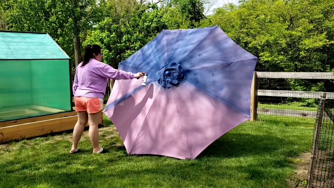 DIY: Updating a Faded Patio Umbrella