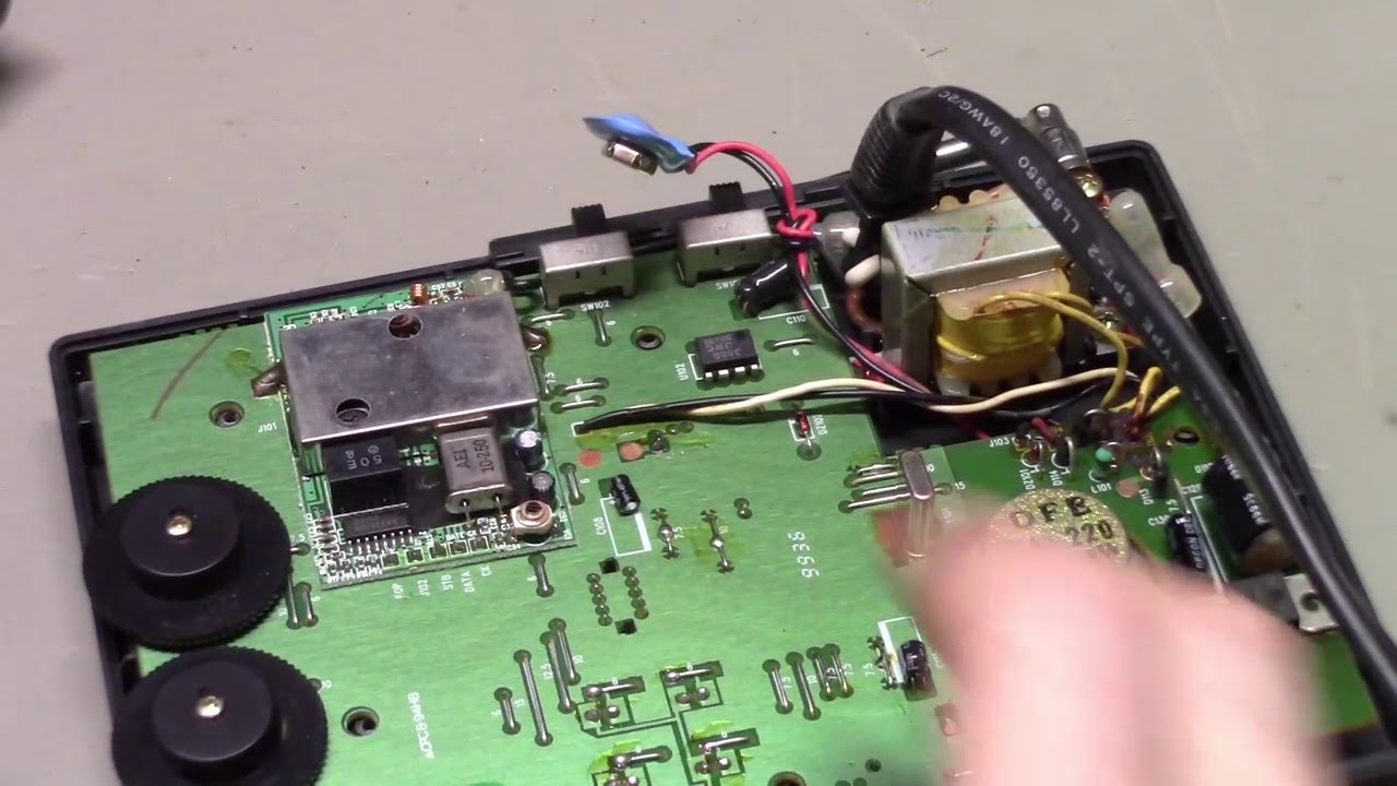 Radio Shack NOAA weather radio poor audio quality repair & recap.