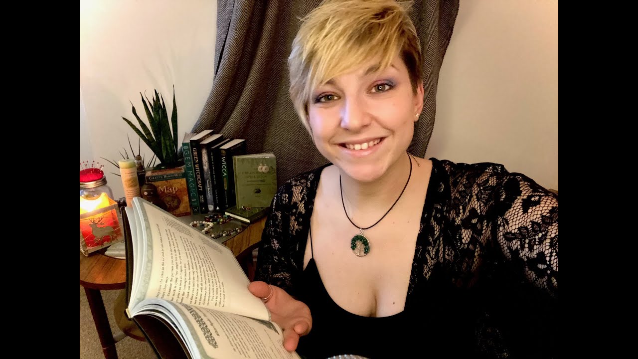 ASMR/ The Wicca stop shop 💚🧙‍♀️