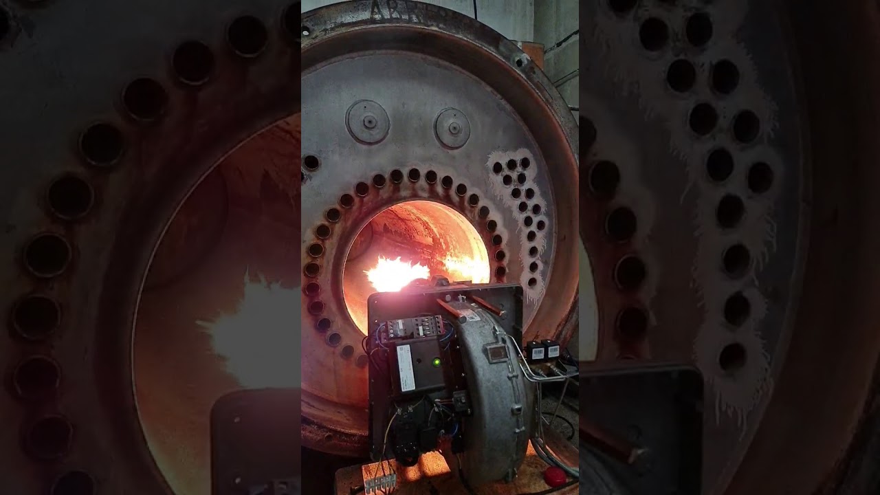 Funcionamiento quemador en caldera de tres pasos (prueba controlada)