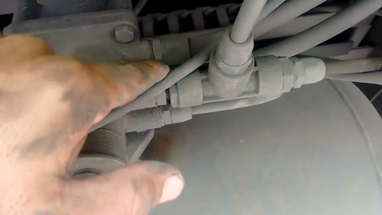 Todas as Valvulas da Carreta Ligaçao das Mangueiras e Valvulas #servodeembreagem