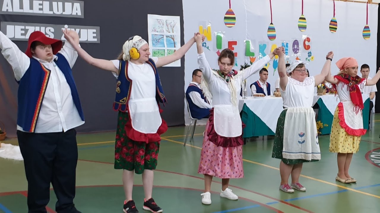 Bóg Zmartwychwstał! Odwalił groby naszych domów...