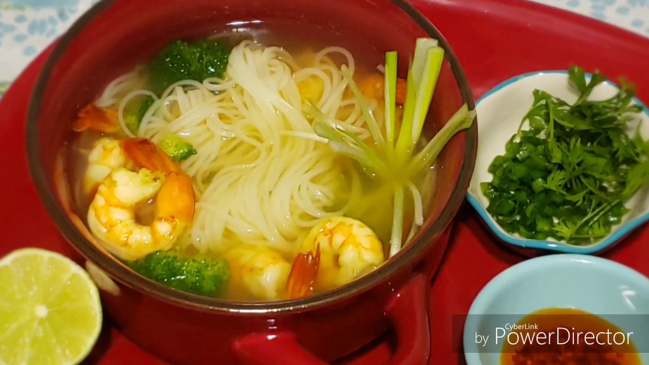 SOPA DE CAMARONES ESTILO ORIENTAL