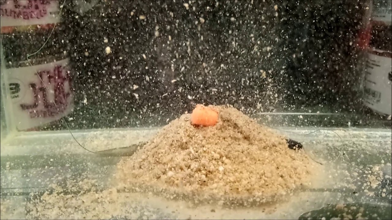 Bait-Tech Juice groundbait old&oacute;d&aacute;sa method feeder kos&aacute;rban