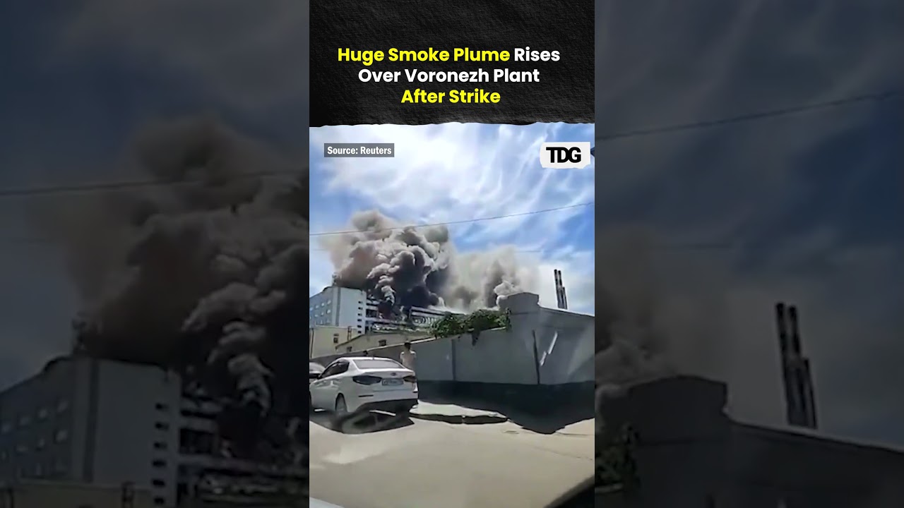 Huge Smoke Plume Rises Over Voronezh Plant After Strike | Massive Fire Erupts In Russia