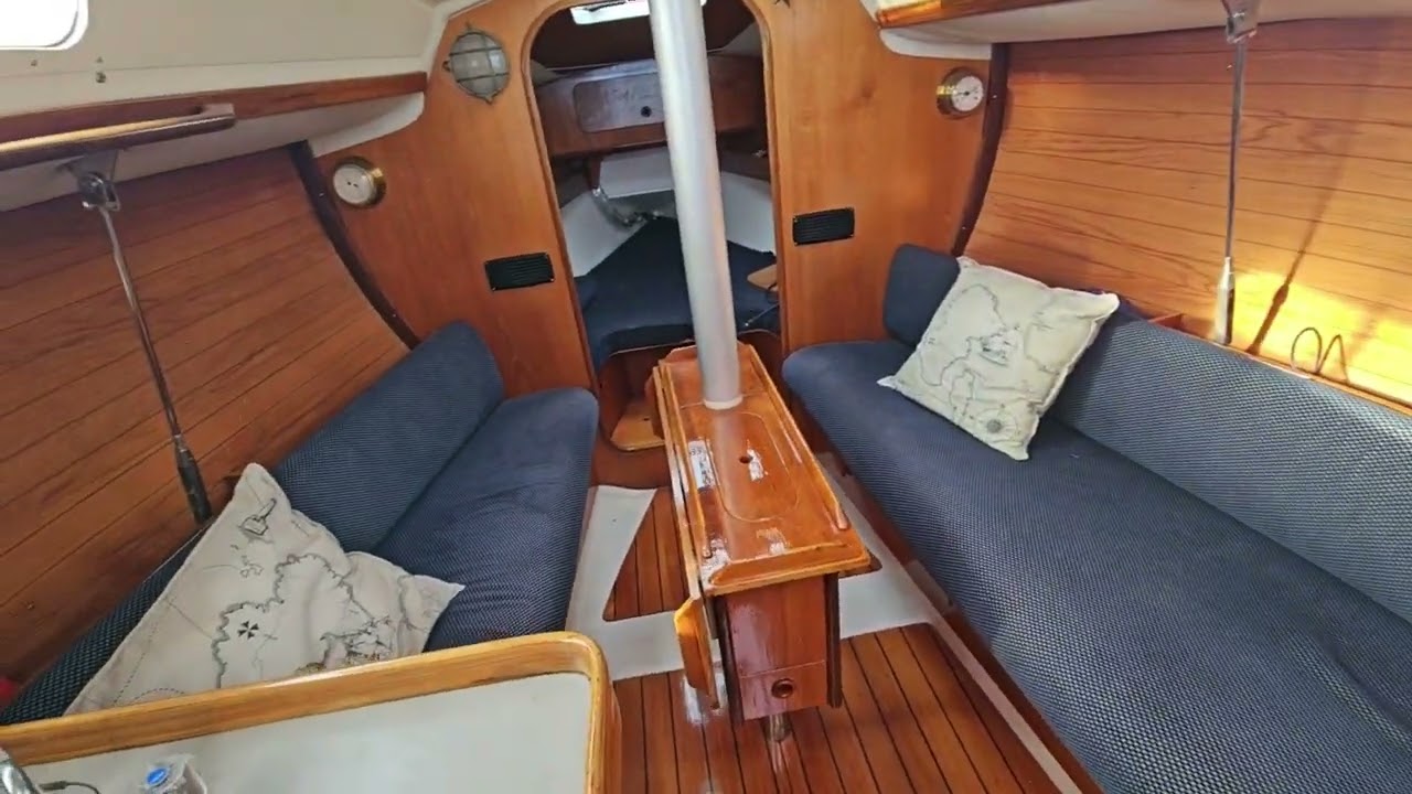 Beneteau First 285 by InterYachts - Embarcaciones Nuevas y de Segunda Mano