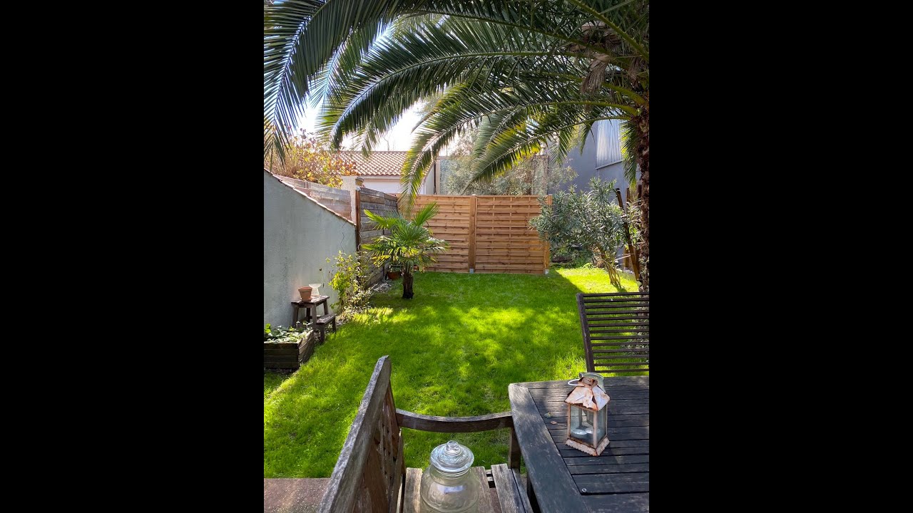 SVM Immobilier est ravi de vous faire visiter virtuellement cette maison &agrave; B&egrave;gles!