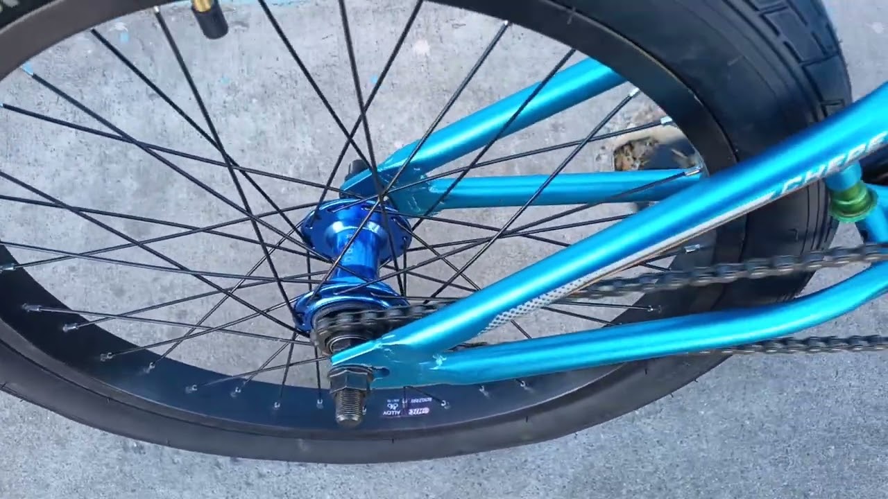 Bicicleta BMX Chepe Azul con Maza Trasera AeroBMX Cassette  Azul Eje 14mm