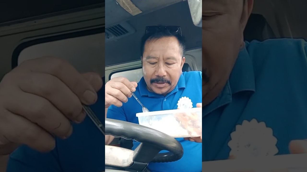 Tsibog,tayo sa truck😜
