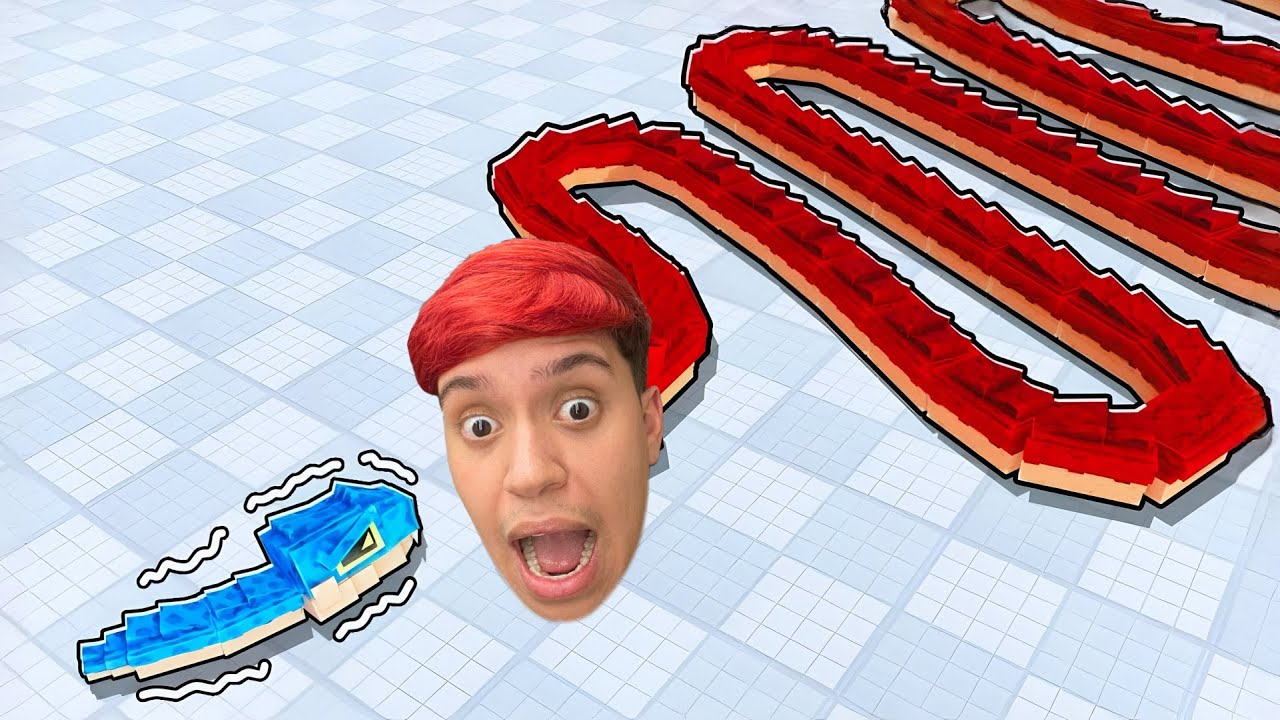 VIREI UMA COBRA GIGANTE E ENGOLI TODOS NO ROBLOX!!