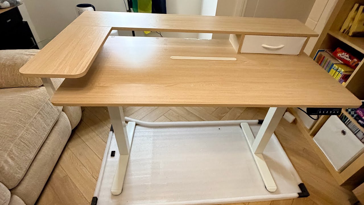 SETTING UP MY HOME OFFICE DESK - DIY- Home office desk 