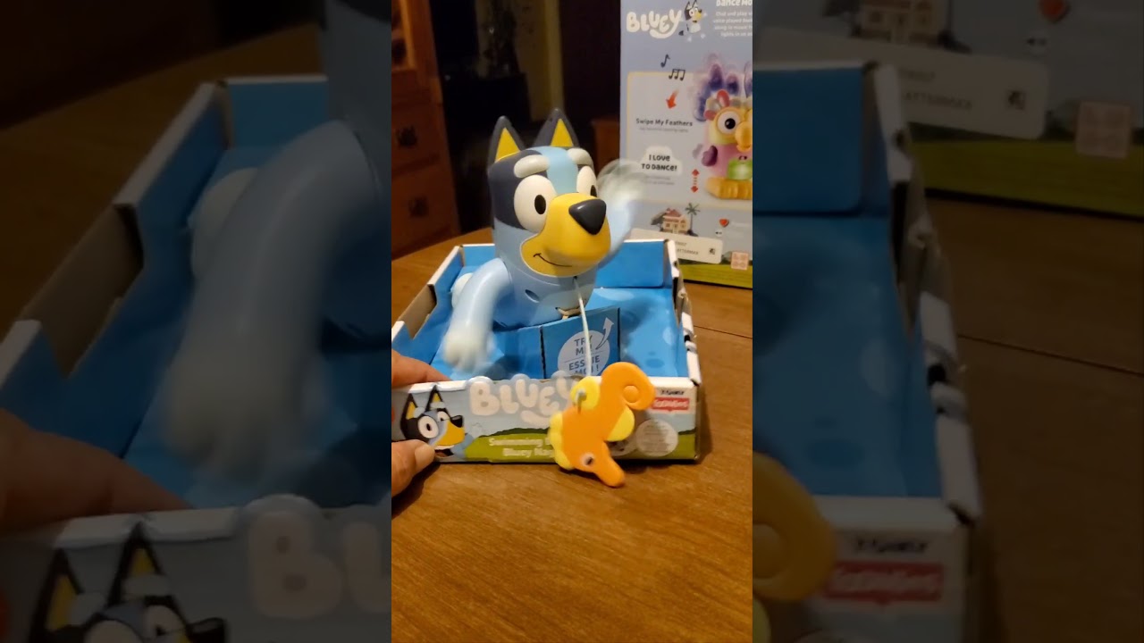 CUTE! ASMR! SWIMMING BLUEY! AMAZING! #amazing #asmr #cute #toys #bluey #short #viral #trending