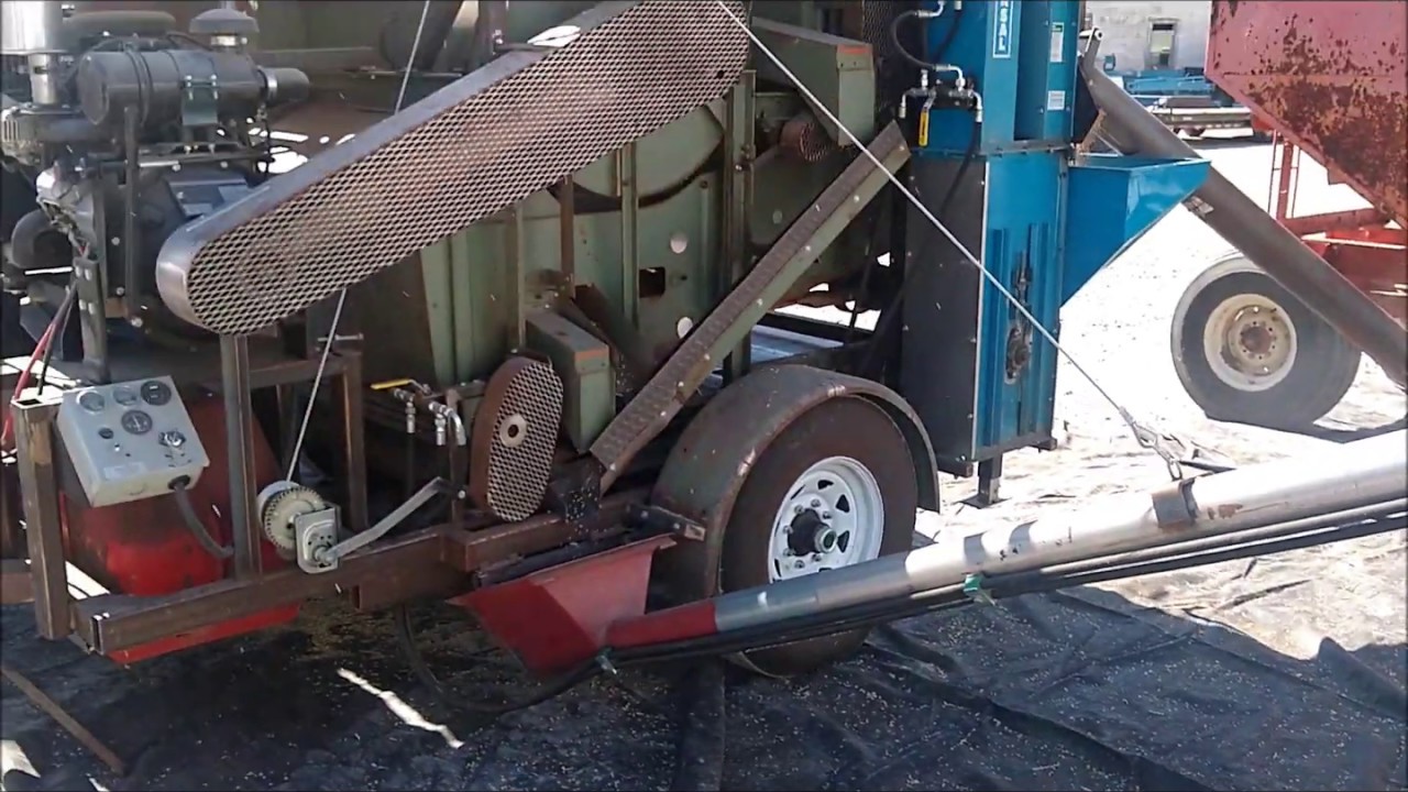 Crippen GS 54 P Portable Seed & Grain Cleaner Cleaning Wheat