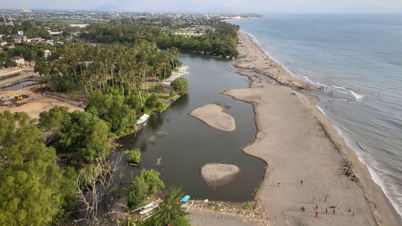 Meninting Lombok by Drone