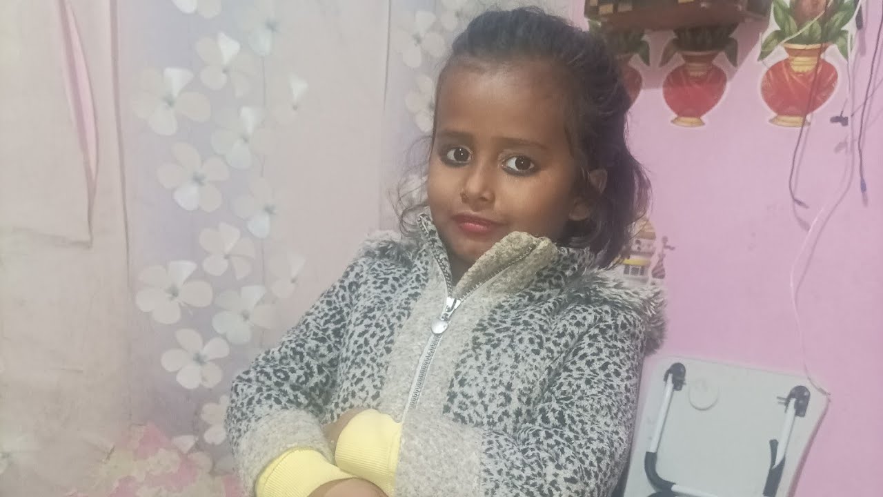 Riya Singh  is live