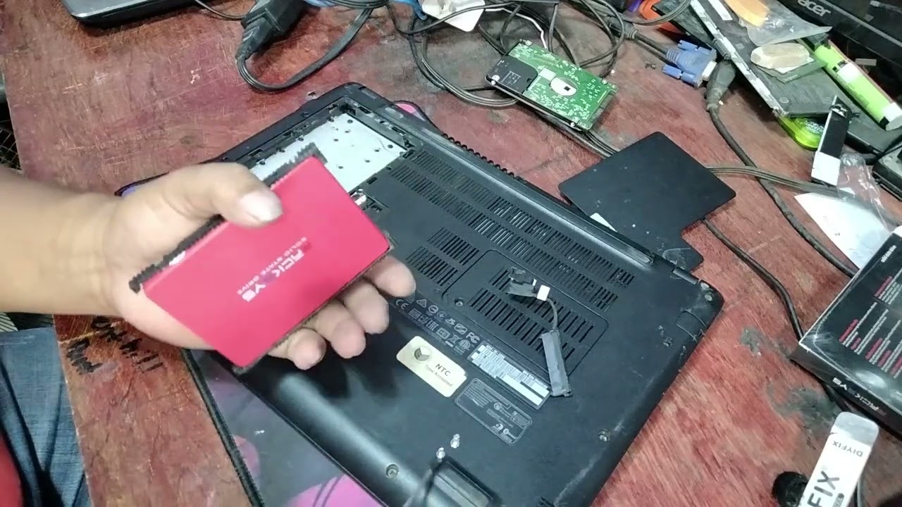 ACER ASPIRE A314-32-C83Q LAPTOP I SSD UPGRADE
