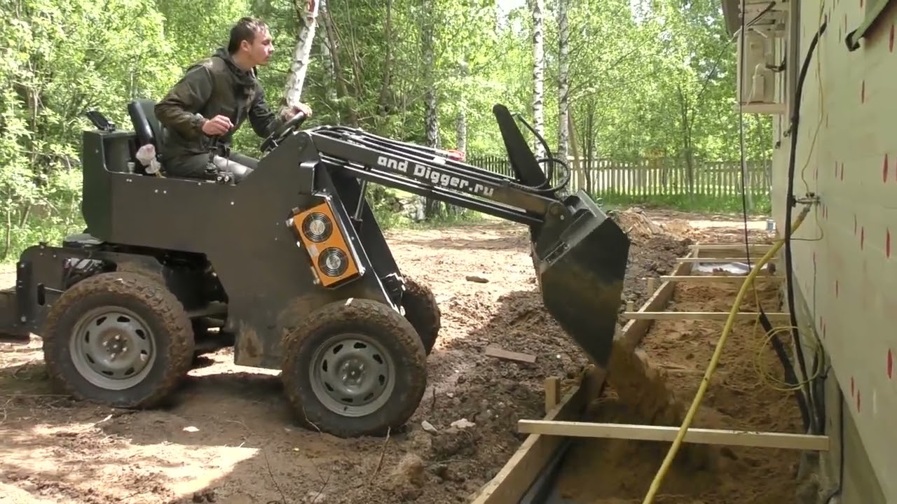 Нарезка видео №1   Работа мини погрузчика Land Digger