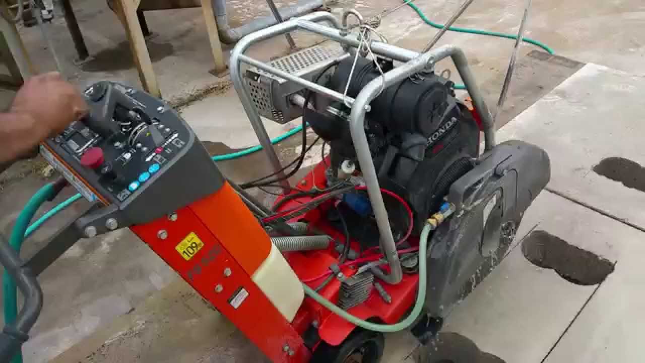 HUSQVARNA FS 520 WALK BEHIND SAW