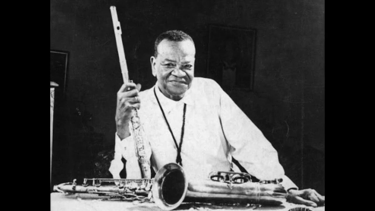 Lamentos by Pixinguinha. Mary Ann O'Dougherty--vocals with Os Músicos Auxiliares