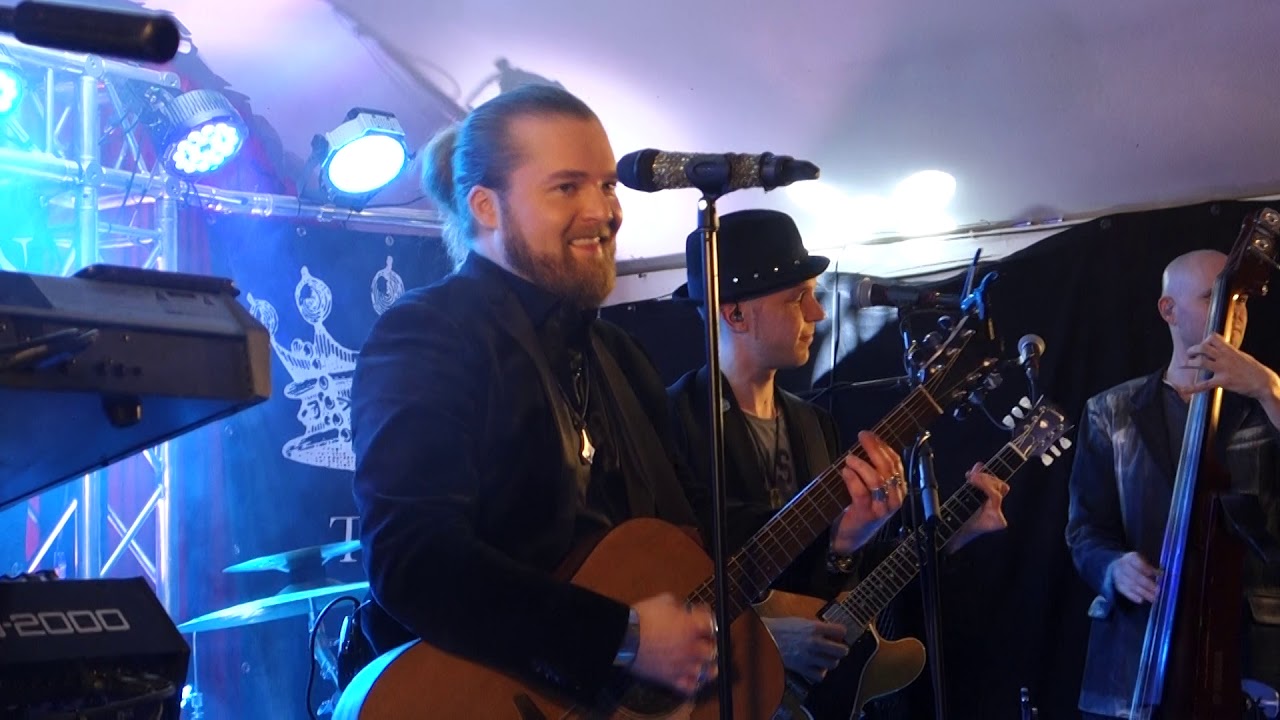 Teemu Roivainen & Energia - Vasten auringon siltaa