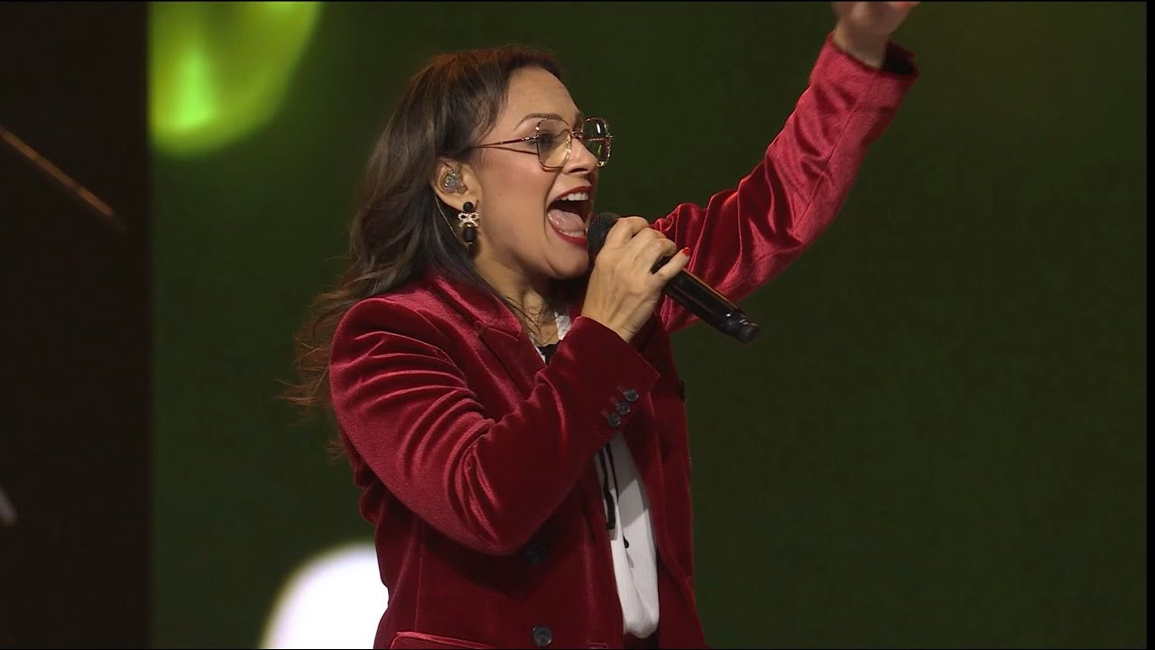 JULISSA | Coritos de Navidad [En Vivo desde Prestonwood En Español]