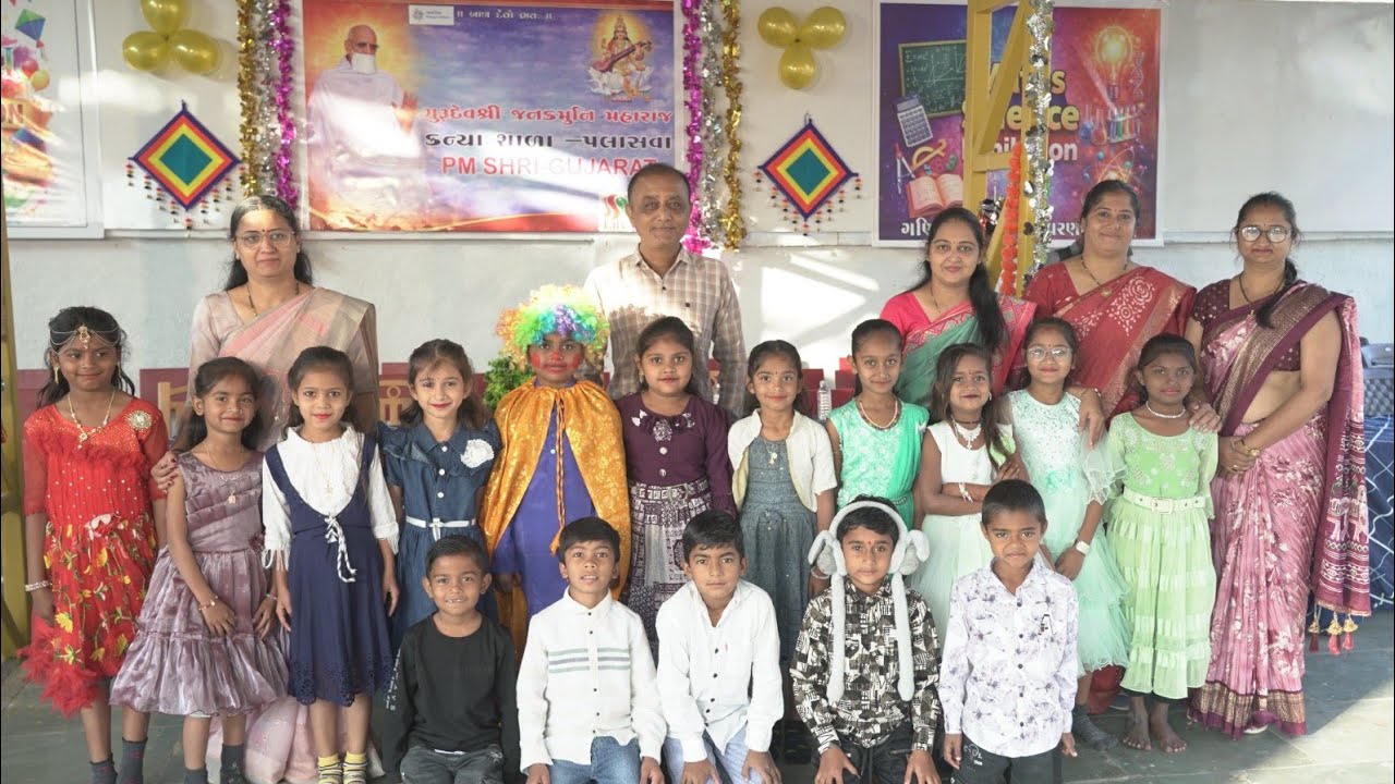 Bum bum bole song RANGOTSAV ANNUAL FUNCTION PLASVA KANYA SHALA PM SHRI GUJARAT DIST junagadh 