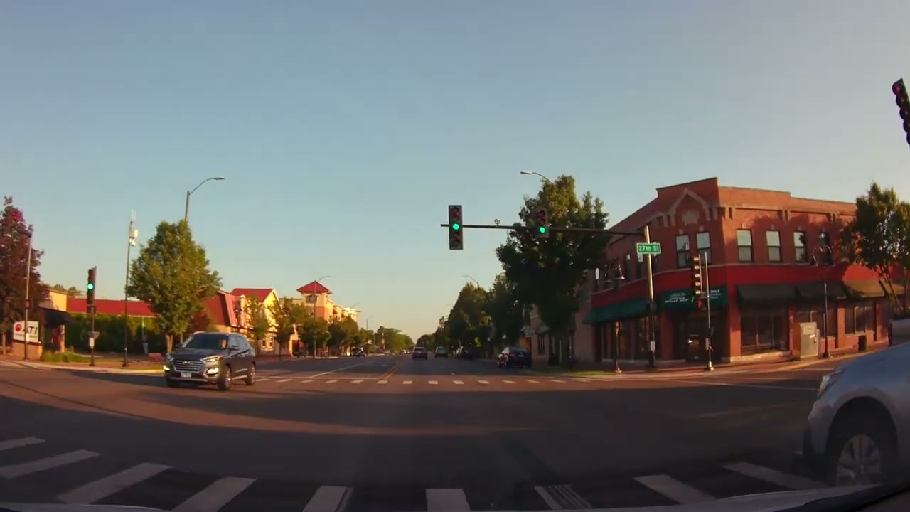 Driving Into Winthrop Harbor Illinois And Zion Area On A Hot Summer Evening June 2022