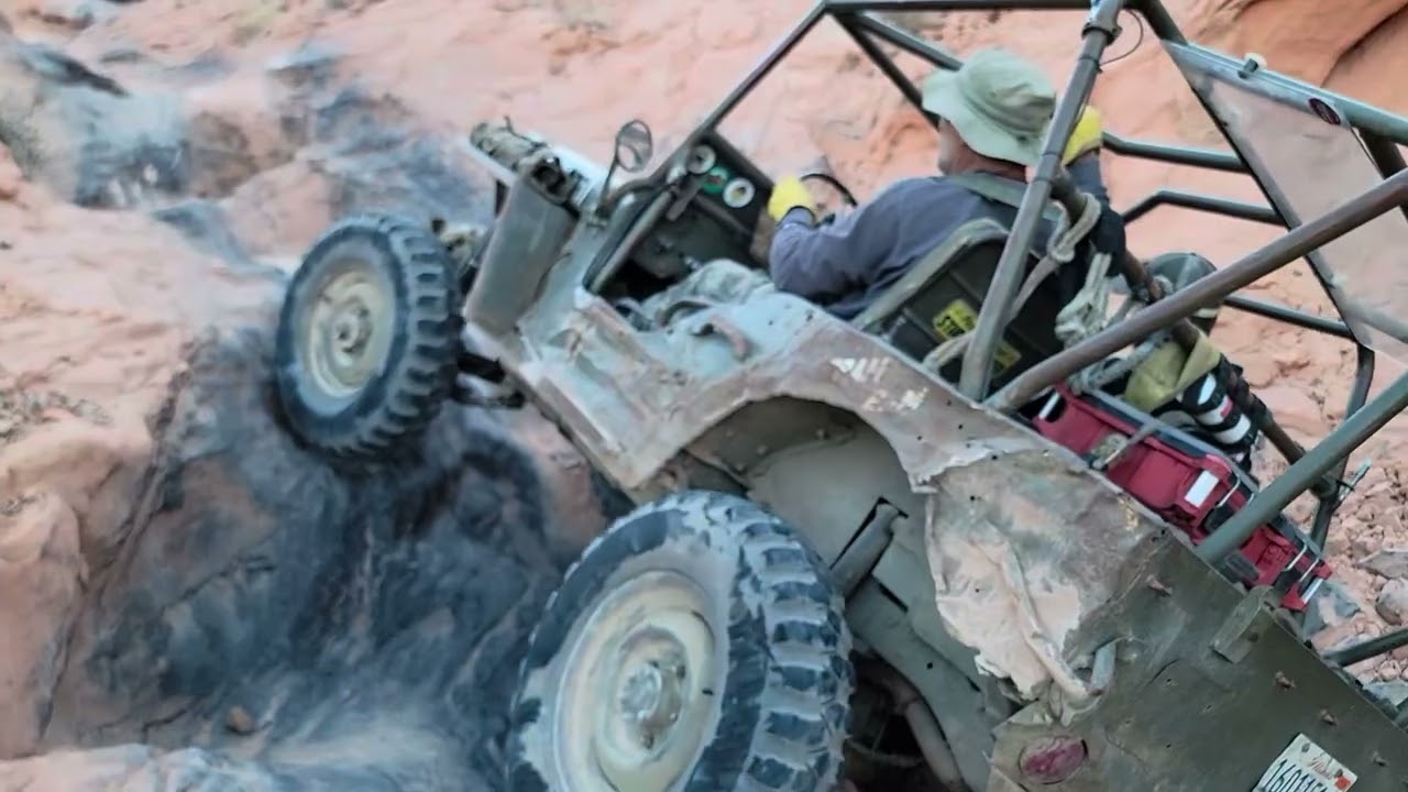 Vintage Jeeps and Landy - Bronco Falls Entrance - Rock Bottom Entrance - Hump-N-Bump