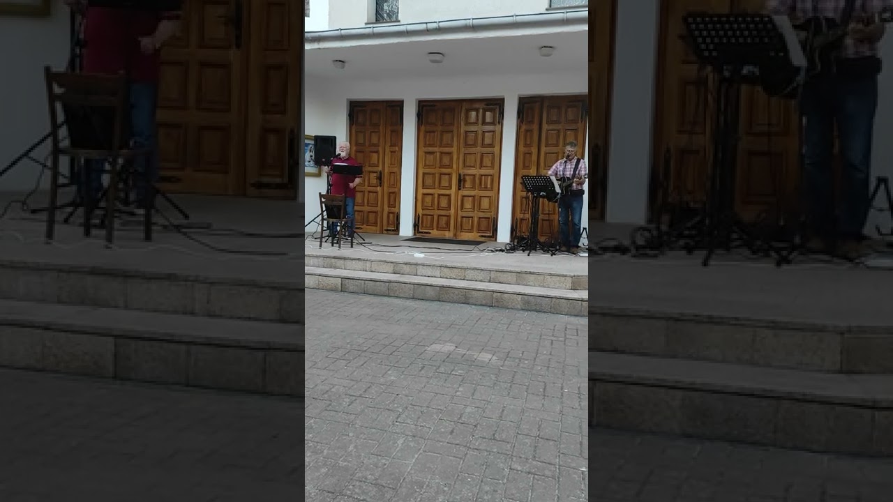 założyciel zespołu Czerwone Gitary pan Bernard Dornowski