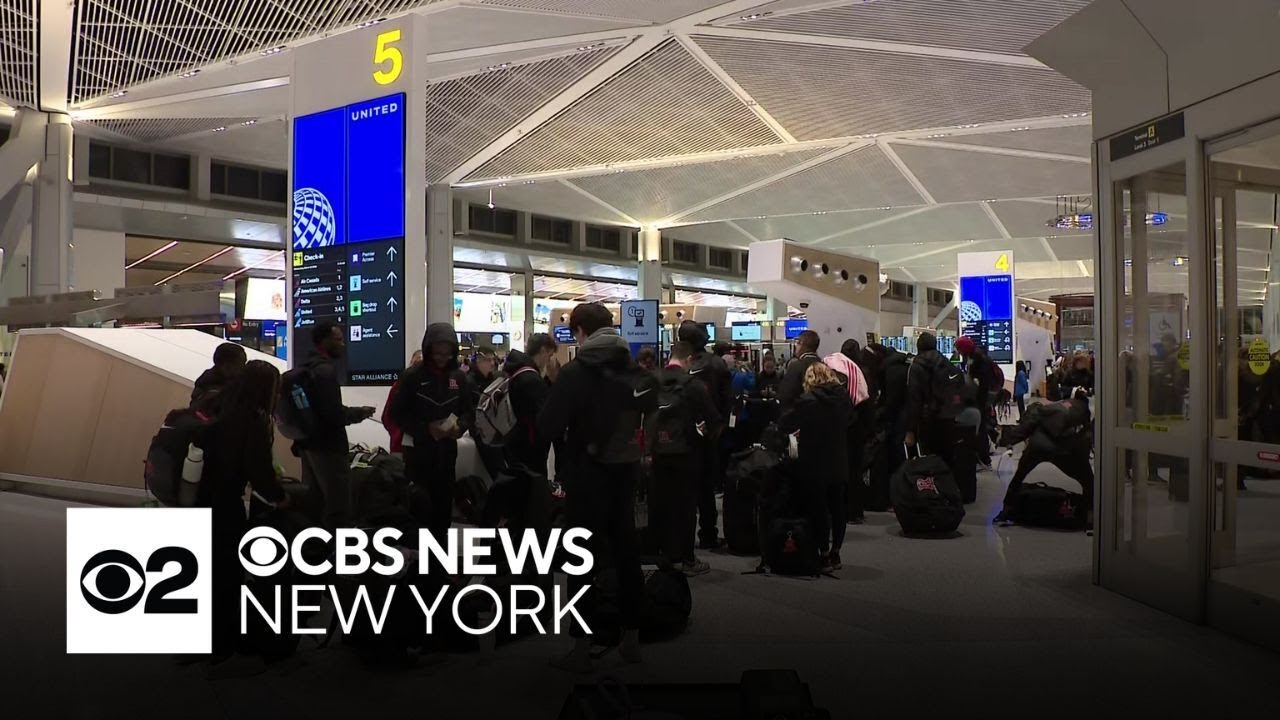 Long TSA lines expected at Newark Airport have travelers arriving early