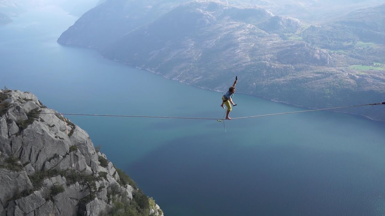 The Slackline Guys do Preikestolen in Norway