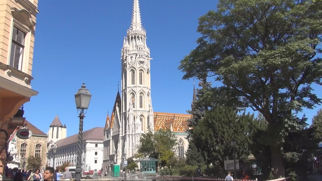 Around Matthias Church / Körül Mátyás templom, Budapest, Hungary / Magyarország / Węgry