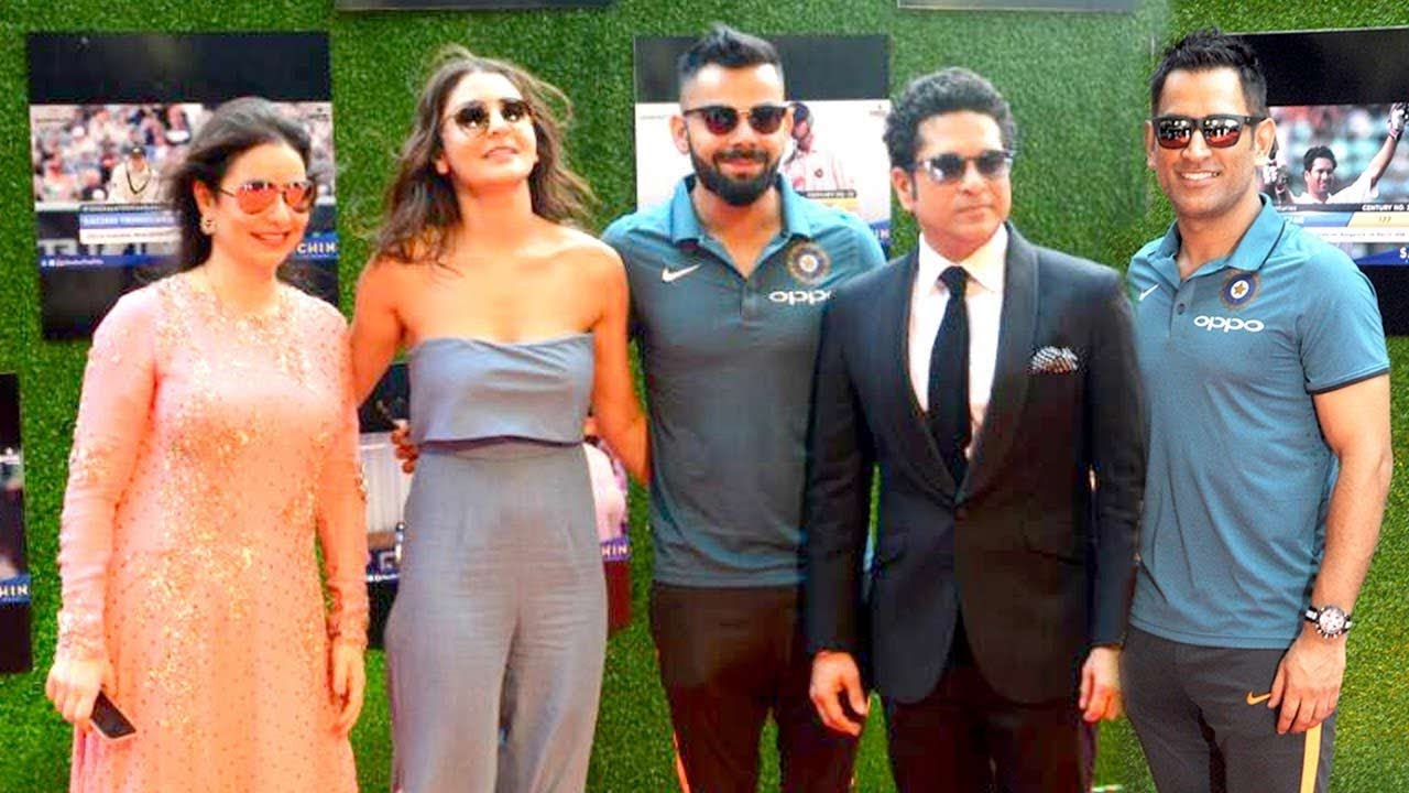 Sachin Movie GRAND Premiere With Indian Cricket Team - Virat,Dhoni,Yuvraj,Shikhar,Anushka