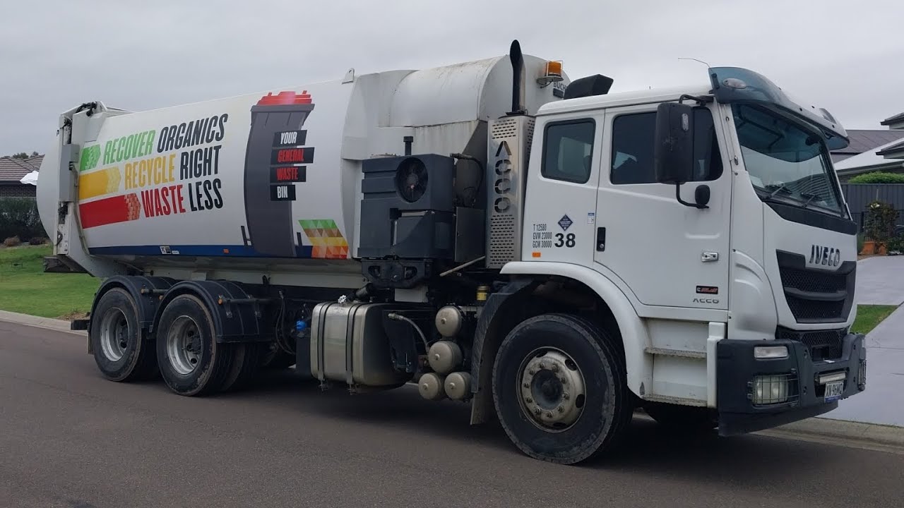 Cessnock garbage 38