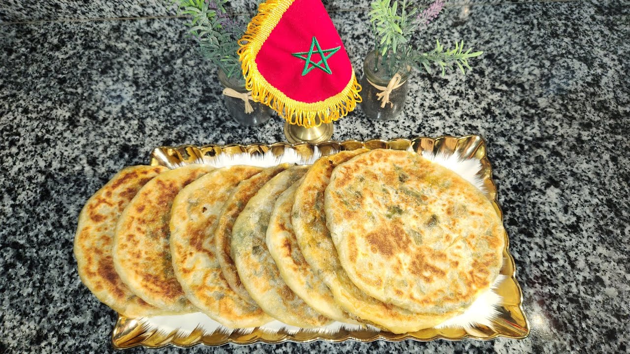 مسمن رائع  معمر بليزبناخ و فروماج و طون بحشوة لذيذة مغتسغنايش عليه في شهر رمضان 