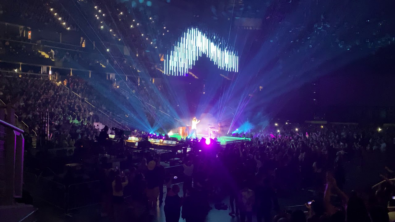twenty one pilots - Migraine / Tear in my Heart Live 12 OCT 2019
