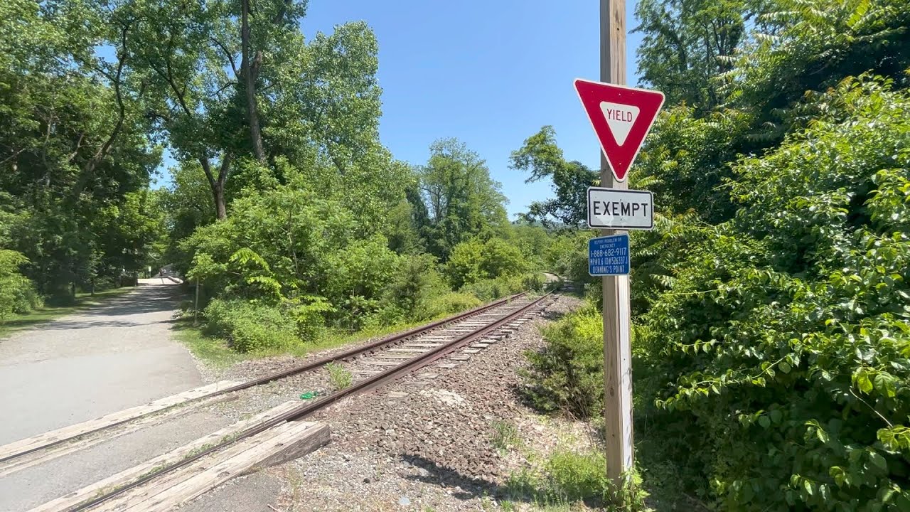 9 Seconds of the Beacon Line