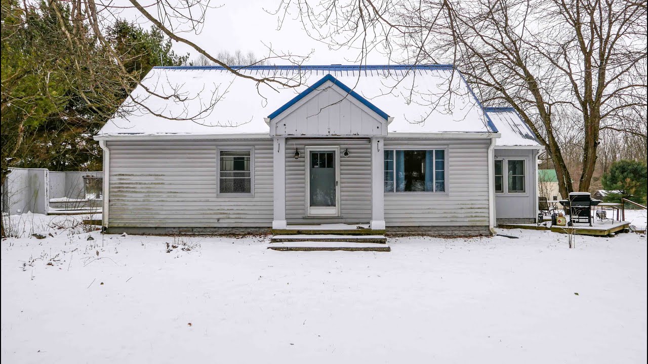 2540 Cadwallader Sonk Rd, Cortland, Ohio
