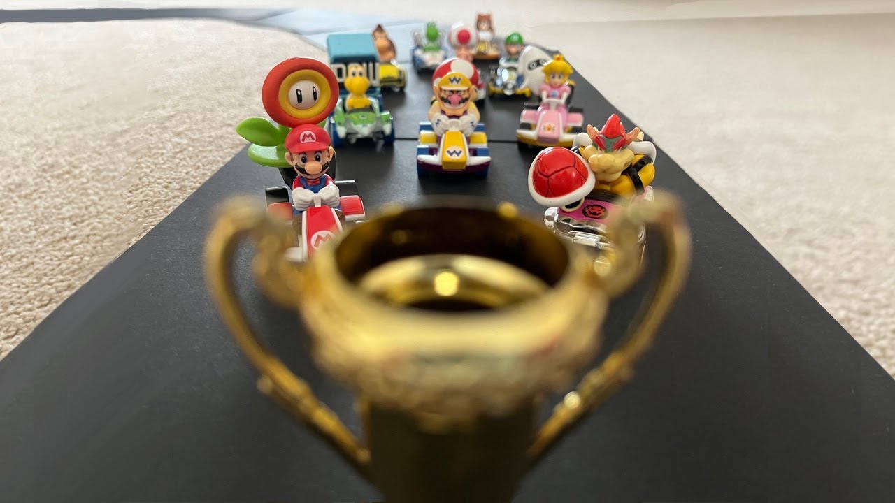Hot Wheels Raceway - Mario Kart Stop Motion