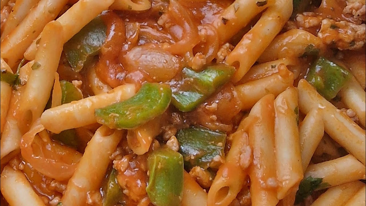 receta en directo macarrones con salsa de tomate carne y queso emitiendo en directo!