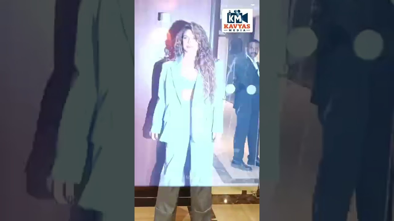 Priyanka Chopra spotted in Taj Lands End bandra || Bollywood || #viral #viralvedio