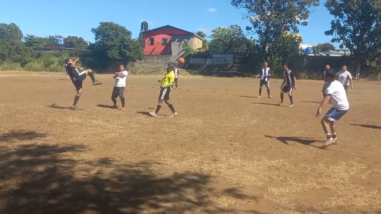 NEWCASTLE VS LOS ALIADOS 1ER TIEMPO. 
