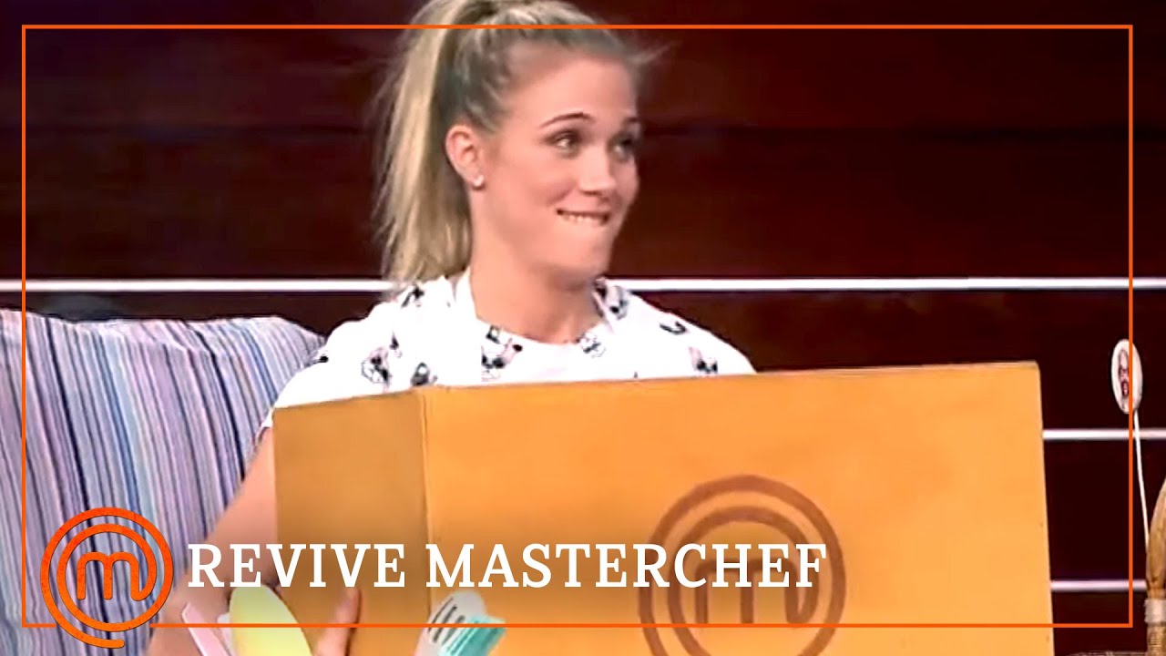 Patricia Montero, ¡se la juega a Corbacho! | MasterChef Celebrity 2 | REVIVE MASTERCHEF
