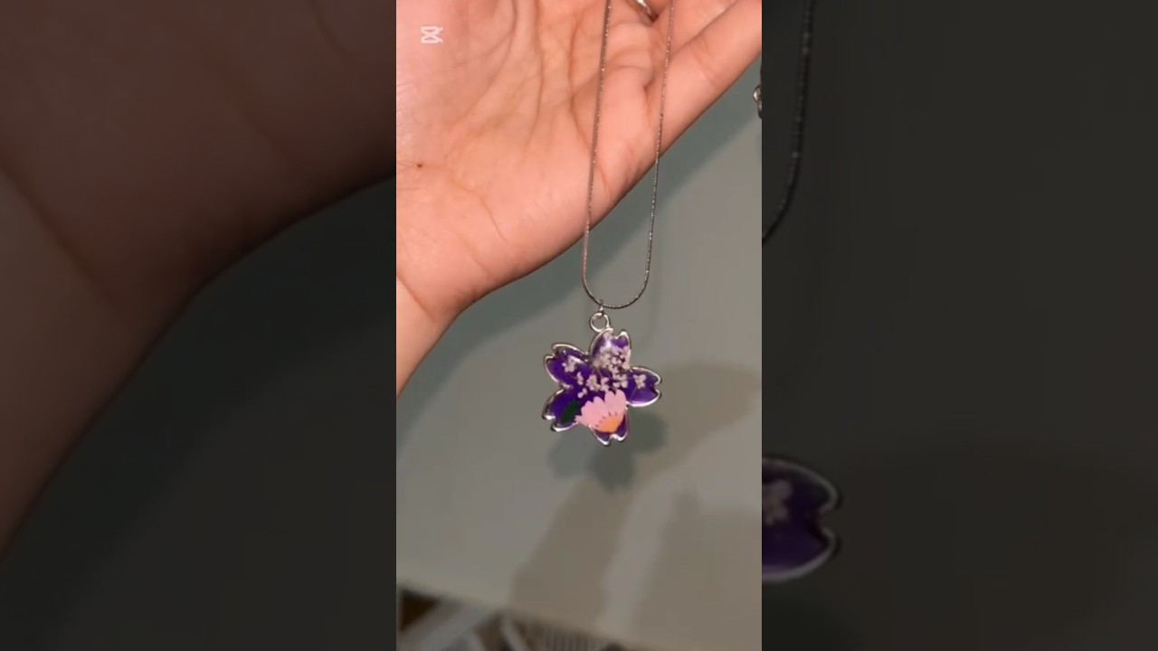 Flower pendant with flowers 🌹#necklace #art #jewelry #resinart #shorts #foryou