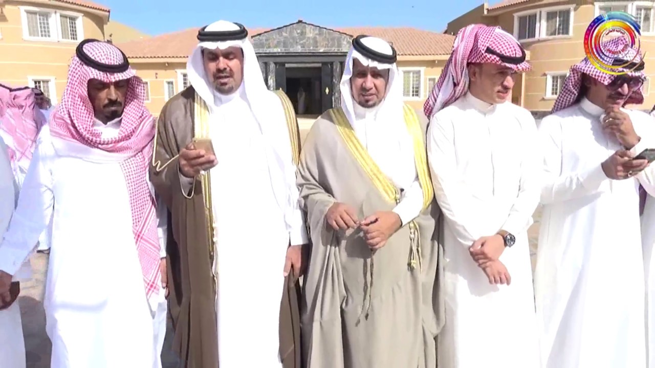 معايدة رجل الاعمال مسفر بن خير المايقي وزرمالة النصفان في القلعة الحديثة في المواريد