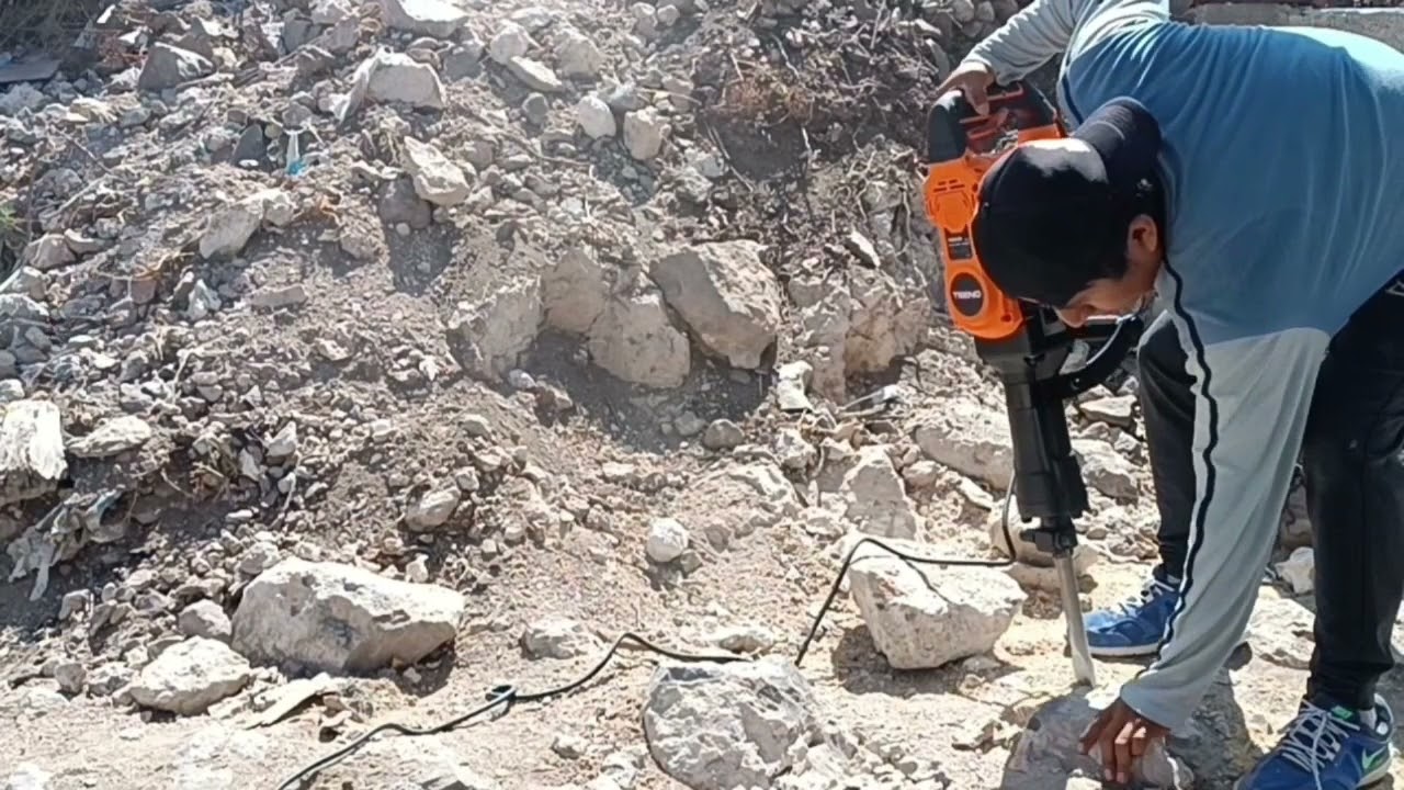 Cómo funciona el demoledor Teeno G500 poniendo a prueba