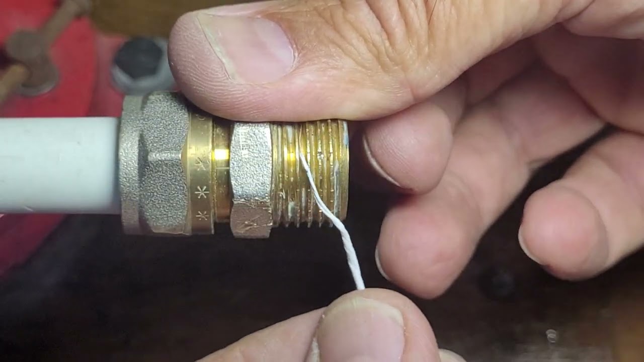 Non sbagliare a mettere il teflon, tecnica perfetta. #diy #tutorial #idraulica