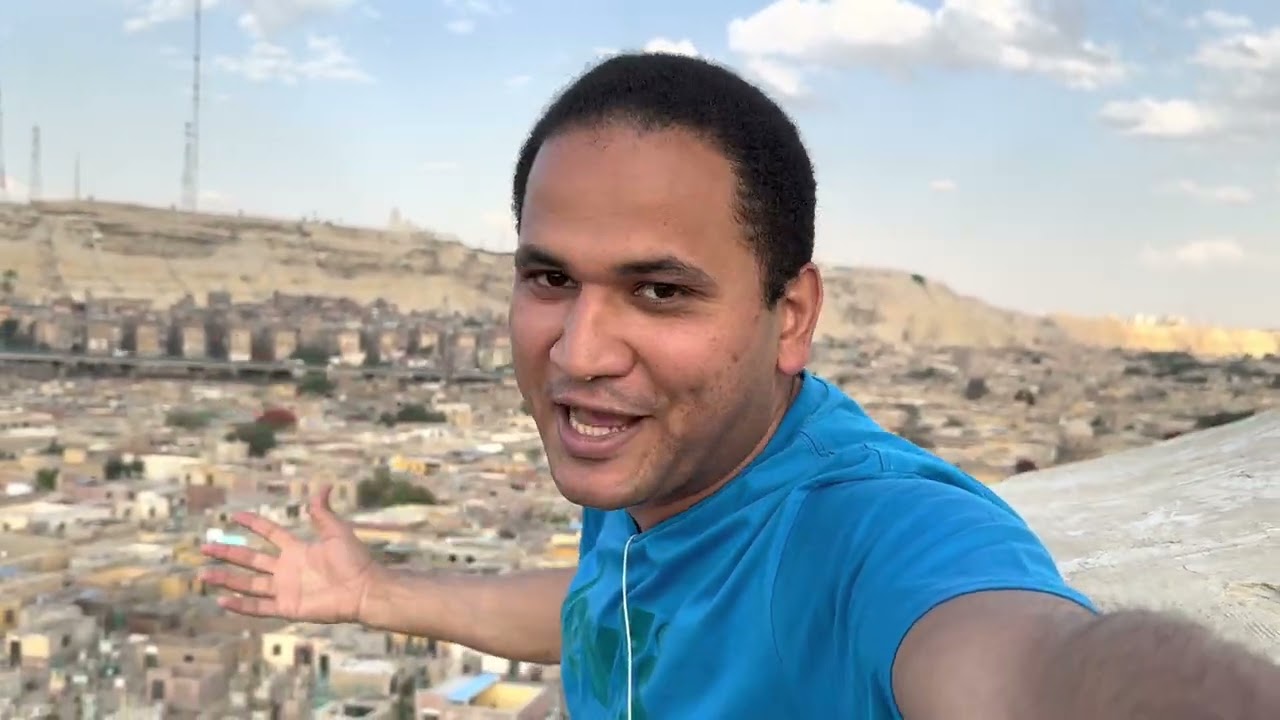 قرافة السيوطي في السيدة عيشة.
